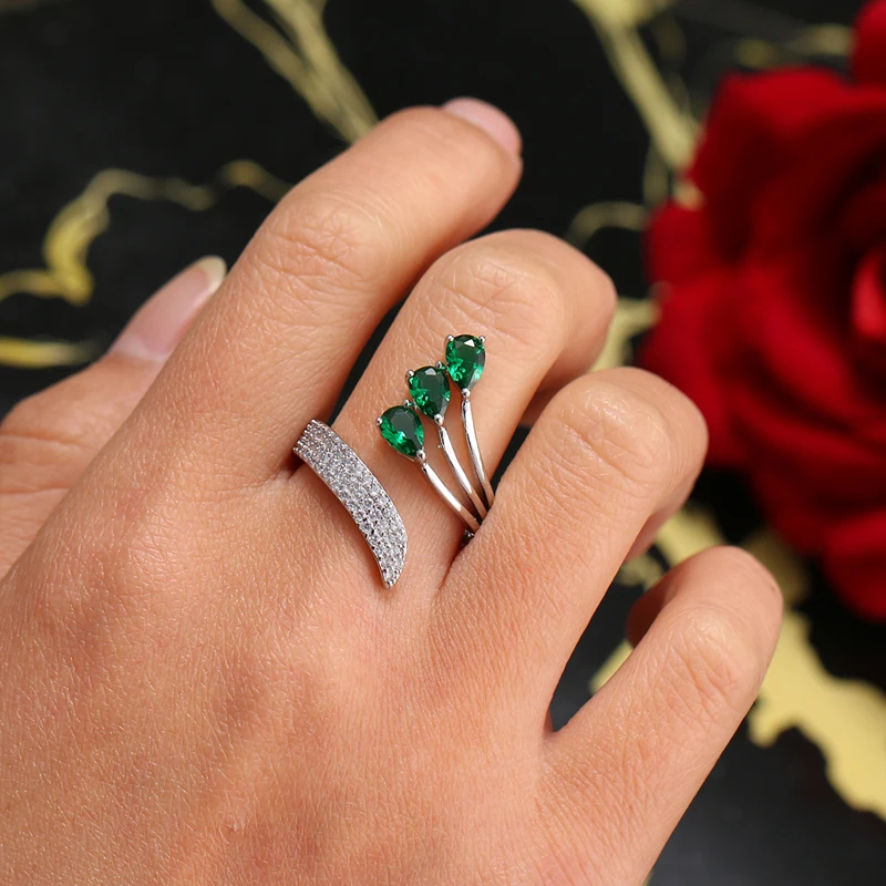 Emmaya הגעה חדשה ספירלת מראה מבריק טבעת מתכווננת עם שלושה מקסים AAA Zirconia תכשיטים אירועים קישוט מודרני . ' - ' . 4