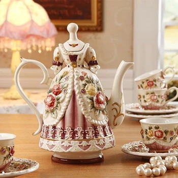 Fangya בסגנון אירופאי ויקטוריה מצוירים ביד מובלט רוז קרמיקה כוס קפה סיר כוס תה הביתה מתנה