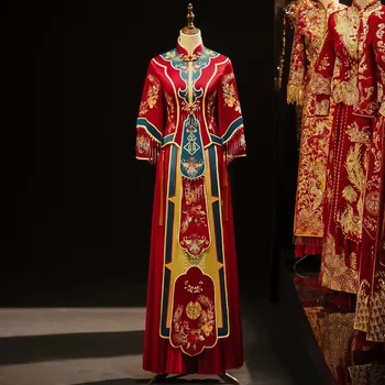 אלגנטי לכלה להתחתן עם שמלה הדרקון פרח רקמה ציצית Cheongsam הסינית מסורתית כמה חליפת חתונה китайская одежда